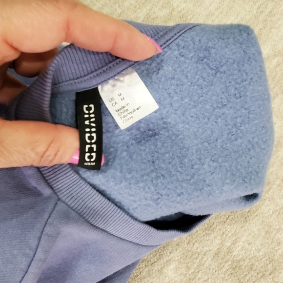 Women's Blue Sweater - Picture 4 of 9